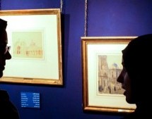 نمایش دو تابلوی نقاشی هیتلر در تهران